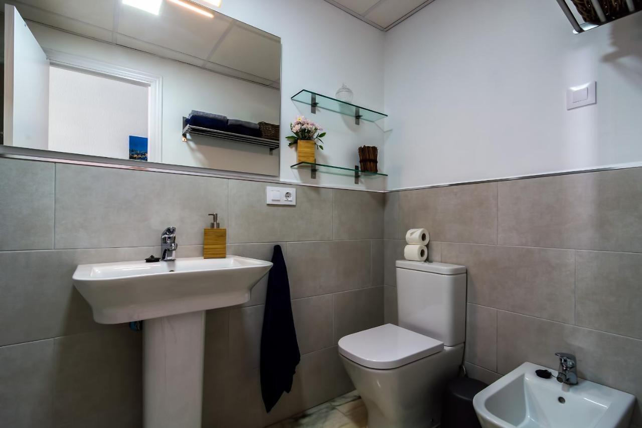 More Center Apartment Севилья Экстерьер фото